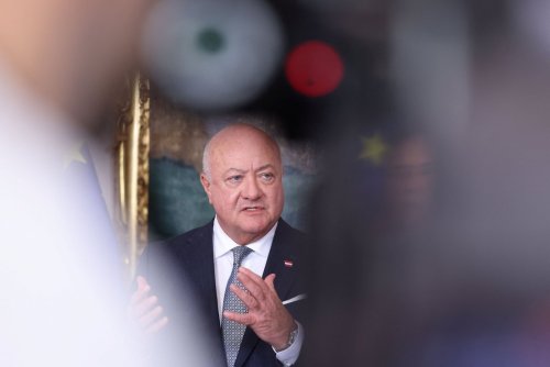 Österreichs Regierung kündigt Industriestrategie und Energie-Reform an