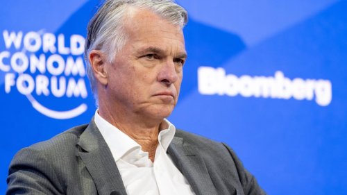 UBS-Aktie radiert alle Kursgewinne im 2025 aus