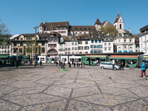 Basel laut Umfrage beliebteste Schweizer Stadt unter Expats