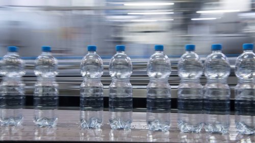 Skandal um Nestlé-Wasser: Bericht wirft Staat "Vertuschung" vor