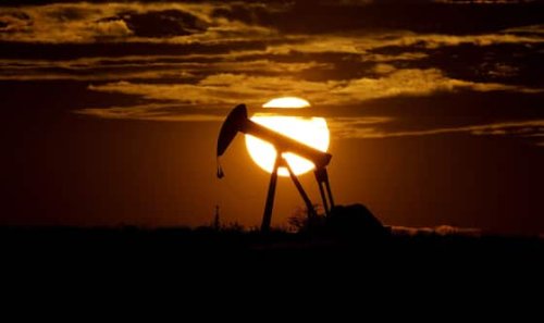 Opec+ belässt Fördermenge – Ölpreis legt zu