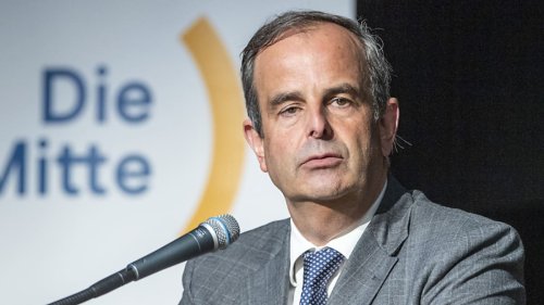 Mitte-Präsident Pfister fordert höhere Eigenkapitalquote für Banken