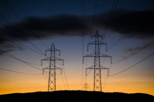 Von Ampere bis zum Zertifikat: Das müssen Sie über den Strommarkt und seine Eigenheiten wissen