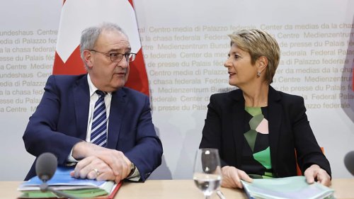 Keller-Sutter und Parmelin zu Gesprächen in Washington eingetroffen