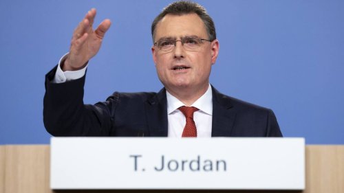 Rarement épargné par les crises, Thomas Jordan quitte la BNS