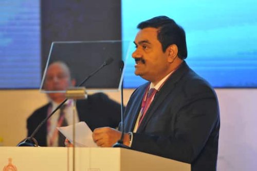 Gautam Adani bläst nach Betrugsvorwürfen milliardenschwere Aktienplatzierung ab
