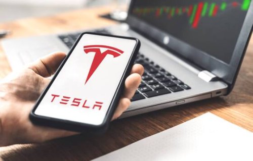 Umfrage: Würden Sie ein Tesla-Handy kaufen?