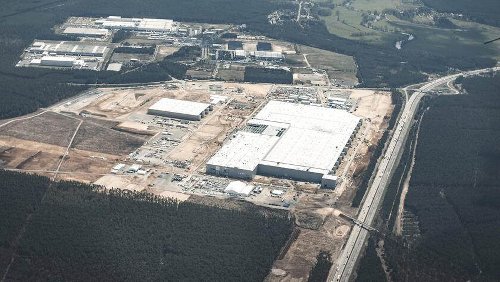 Deutschland-Fabrik von Tesla verzögert sich | HZ