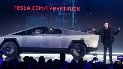 Tesla liefert erste Elektro-Pickups vom Typ "Cybertruck" aus