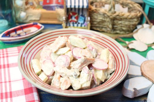 Radieschen-Gurkensalat mit Stremellachs