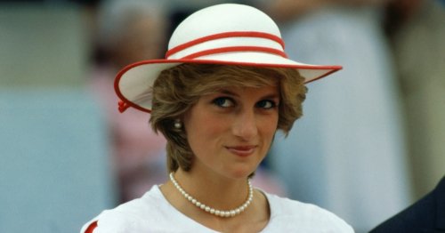 Lady Diana kombinierte Blazer und Jeans so stilsicher wie niemand sonst – 5 Looks, die auch 2022 wieder Modetrend sind