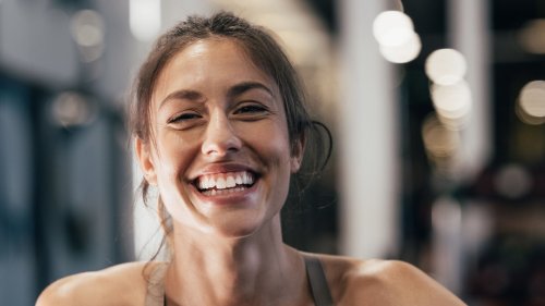 Effektiver als Joggen: Dieser neue Fitness-Trend spart Zeit, macht Spaß & wirkt einfach!
