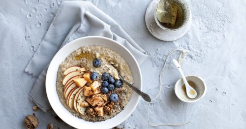 Fitnessrezept für Amaranth-Zimt-Porridge mit Apfel und Beeren