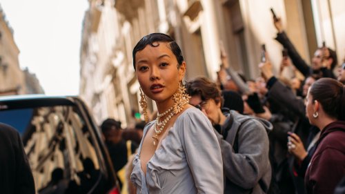 Von Capri bis Nizza: Frauen mit Stil setzen im Sommer auf DIESES Mode-Must-Have
