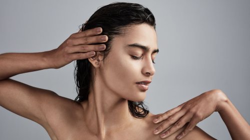 Anti-Aging ohne Botox: Wie diese Gesichtsmassage die Haut natürlich strafft