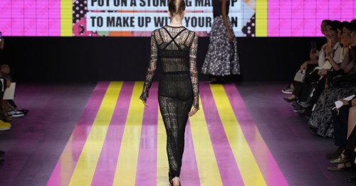 Paris Fashion Week Frühjahr/Sommer 2024: Das sind die wichtigsten neuen Mode-Trends