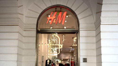 Nur 24 Euro: Diese Sandalen von H&M sehen aus wie ein Designer-Piece