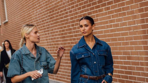 Neue Trend-Hose 2025: Sieht aus wie eine Jeans, ist aber so bequem
