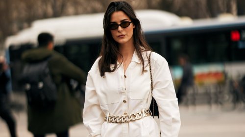 Crossbody-Bags sind out! Im Sommer 2025 tragen wir viel lieber ...