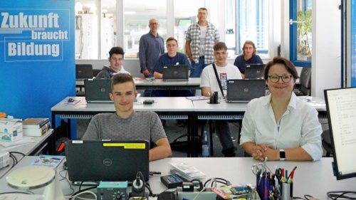 Harzer Schüler programmieren mit Raspberry Pi und MicroPython