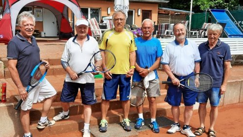 Herren 70 des TC Bad Lauterberg gewinnen mit 4:2