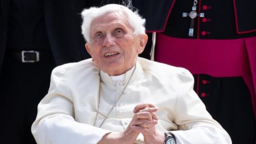 Papst Benedikt XVI. nennt Falschaussage "Versehen"