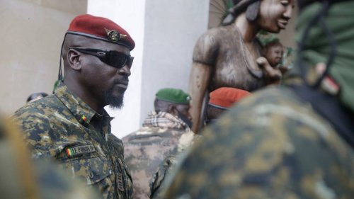 Militärjunta in Guinea löst Regierung auf