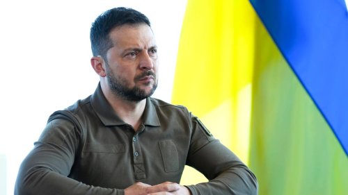 Selenskyj sieht Ukraine bereit für Gegenoffensive im Krieg