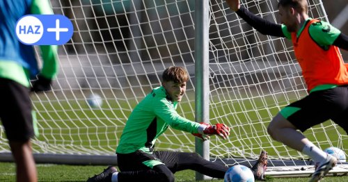Breitenreiter stellt einen 16-Jährigen bei Hannover 96 ins Tor – Rekord!