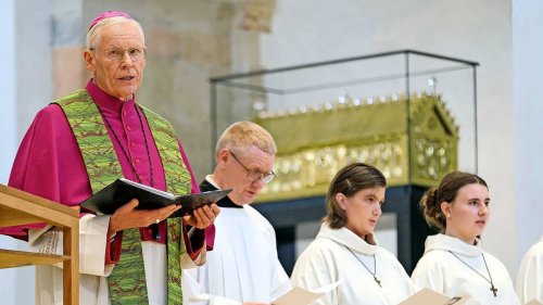 Bistum Hildesheim: Papst nimmt Rücktritt von Weihbischof Schwerdtfeger an