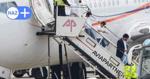 Am Flughafen Langenhagen: Gefährdete Ortskräfte aus Afghanistan landen in Hannover