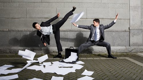 4 Tactics that Backfire When Dealing with a Difficult Colleague