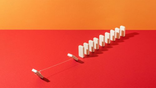 To Get Results, the Best Leaders Both Push and Pull Their Teams