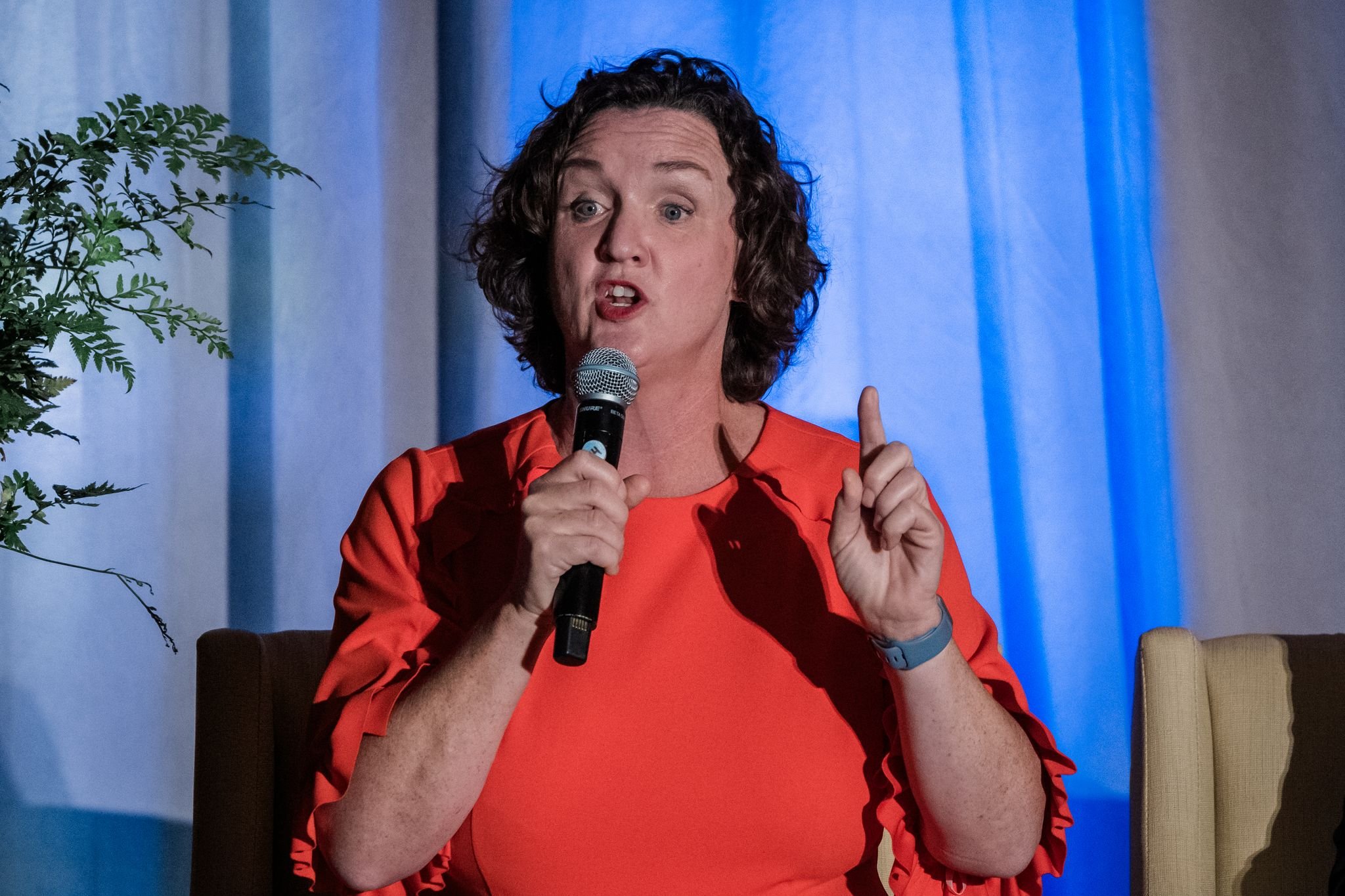 Crypto bros spent millions attacking Katie Porter. Now she’s winning some over