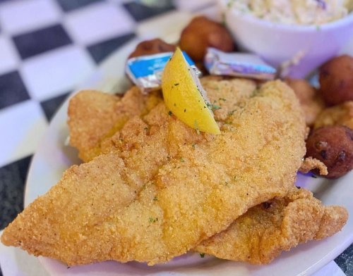 Eat of the Week: A fried fish platter with big weekend energy