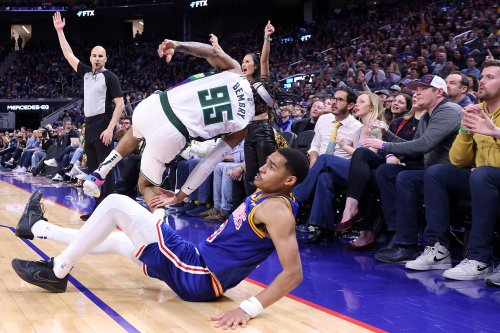 Andre Iguodala defends Jordan Poole but adds he would ‘fall on purpose’ with Warriors