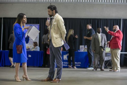 ‘I want to solve the problem’: Many teachers undeterred by challenges facing the profession seek jobs at annual SAISD job fair