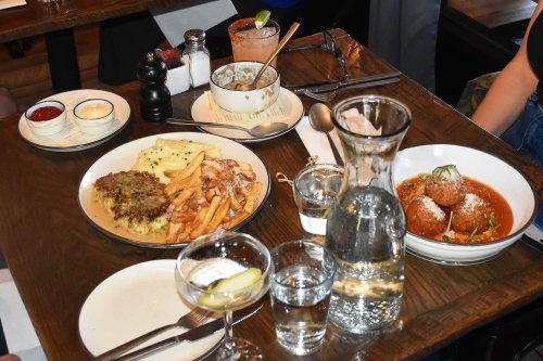 The buzziest restaurant in this Lake Tahoe billionaire enclave is in a strip mall