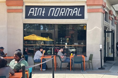 'Should that be free too?': Bay Area cafe owner blasts negative review