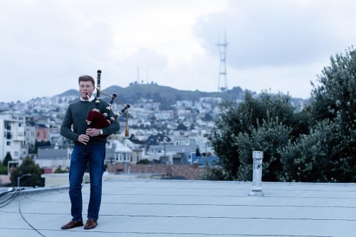 SF bagpiper says farewell to nightly pandemic serenades in the Castro amid adoring crowds
