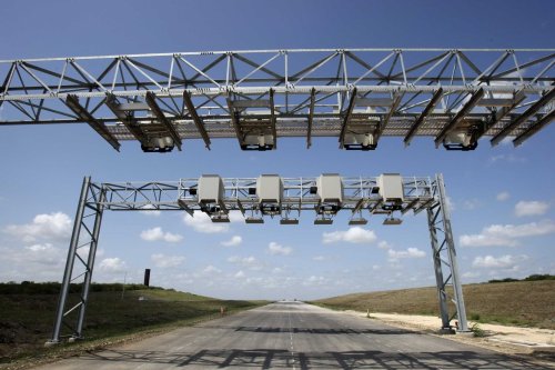 Glitch charges over a thousand TxTag drivers with toll road late fees