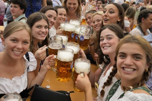 No weed, just beer: Bavaria bans smoking cannabis at Oktoberfest and beer gardens