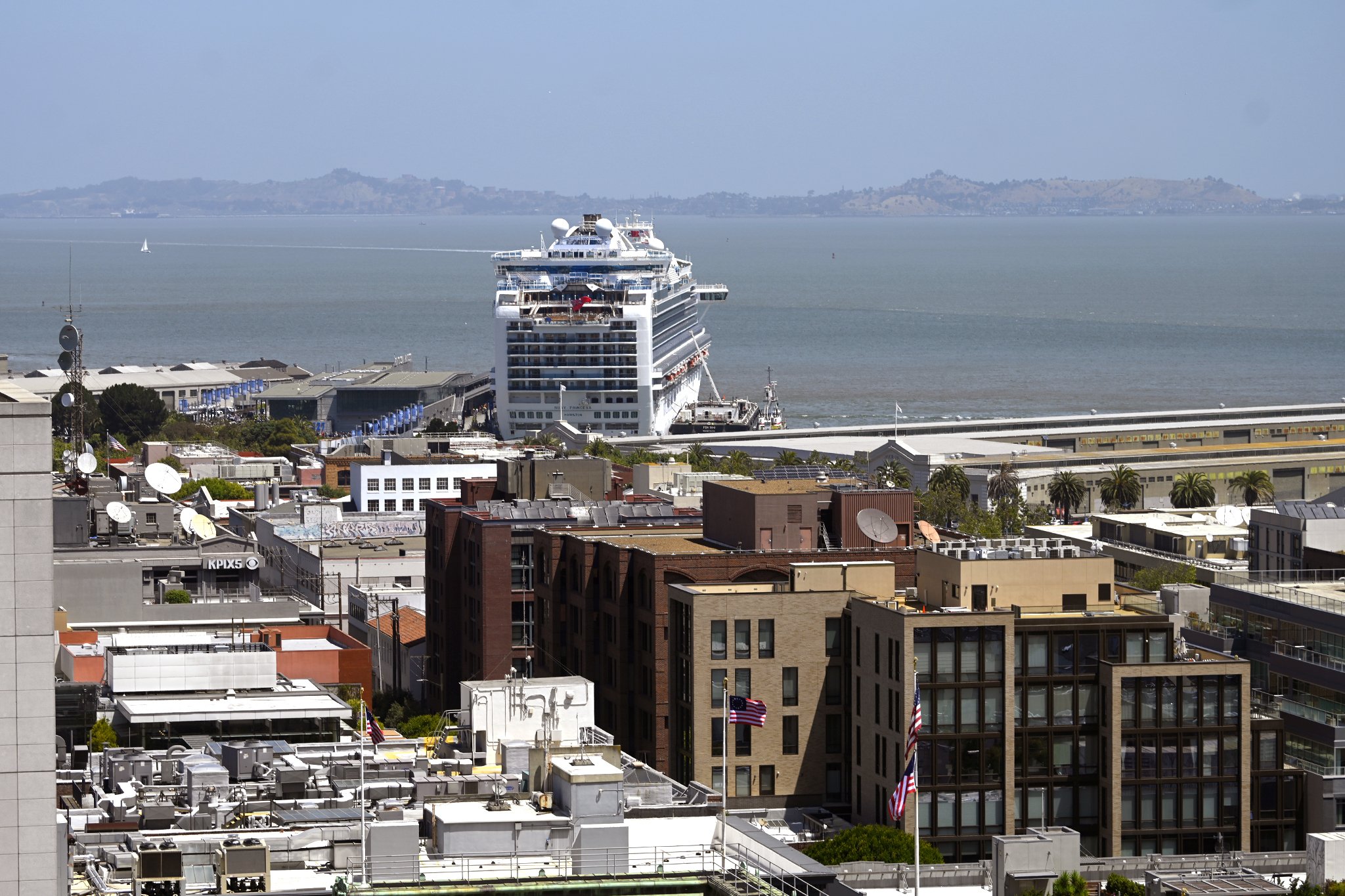 Over 100 passengers fall ill with contagious virus on cruise to San Francisco