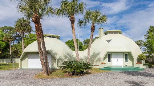 Double-Dome Home (and One for Doggy, Too) in Orlando Area Is Listed for $500K