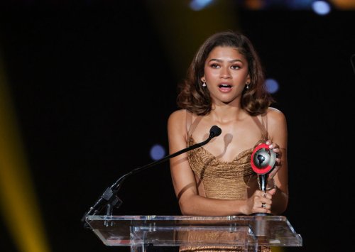 'Dune' star Zendaya donates $100K to her mom's former Bay Area workplace