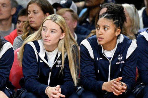 UConn Women's Basketball Stars Paige Bueckers And Azzi Fudd Play Santa ...