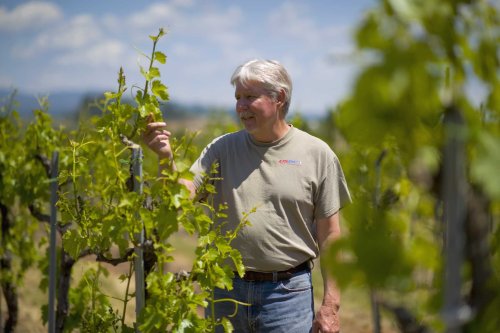 A California grape-growing legend has died