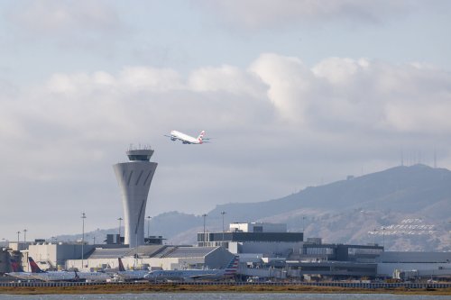 Routes: How SFO ended up ranked as America's best airport; a stark warning for regional airlines