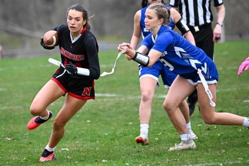 Niskayuna holds off Shaker to move to 3-0 in Suburban Council flag football play