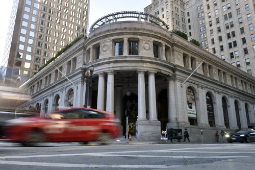 Owners of vacant SF building: 'Simply unreasonable' to keep public space open